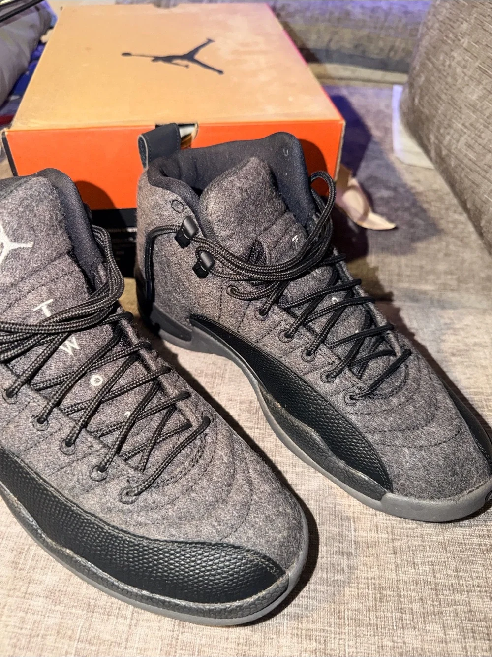 Air Jordan 12 Retro Wool Dark Grey Metallic Silver Men’s Size 8.5